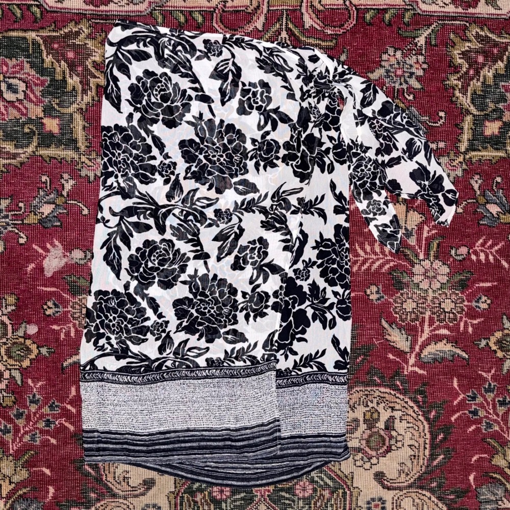 Talbots Wrap Skirt Women‎ 4 Navy Blue White Silk Wool Floral Midi Excellent